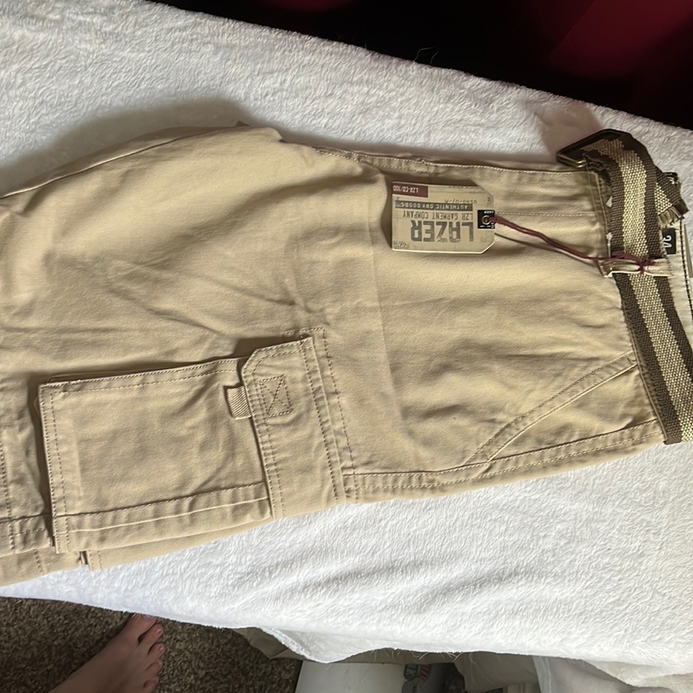 Men’s cargo shorts